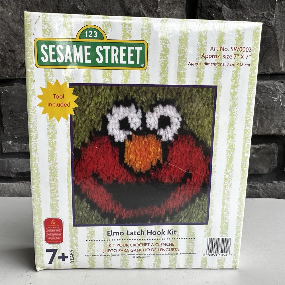 Vintage 2003 CARON Sesame Street Elmo Crochet Latch Hook Kit New In Box 7" x 7"